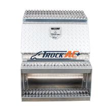 24"L X 25"W X 28"H Aluminum Step Saddle Box - United Pacific 50202