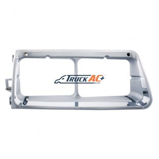 06-15233-001 Headlight Bezel For 1989-2009 Freightliner FLD - Passenger - United Pacific 40965B
