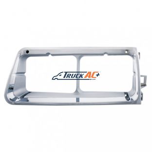 06-15233-000 Headlight Bezel For 1989-2009 Freightliner FLD - Driver - United Pacific 40966B