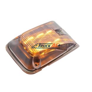 VO 20895320, 6 LED Door Side Indicator Light For 1998-2024 Volvo VNL - Amber LED/Clear Lens - United Pacific 36884